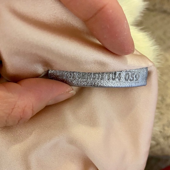 Authentic Fendi vintage fur spy - Picture 13 of 13